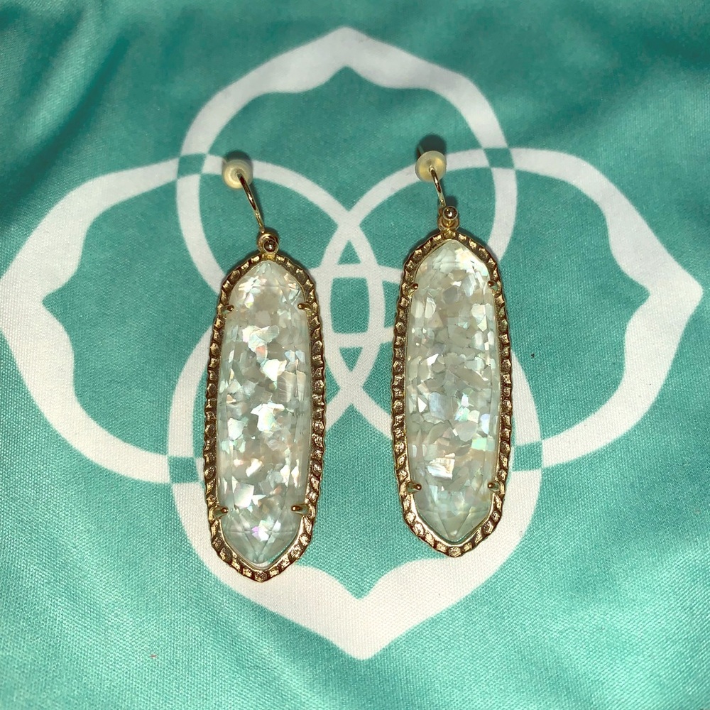 Kendra Scott Layla earrings in crushed ivory MOP